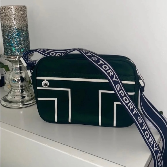 Tory Burch Handbags - Tory Burch Sport bag